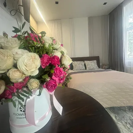 Favorit Apartments 1 Кім Безкоштовна Парковка Центр З Балконом Не Далеко Від Ж Д Вокзалу Звітні Документи