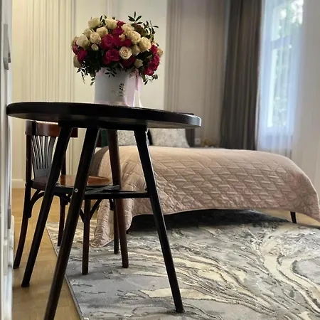 Apartment Favorit Apartments 1 Кім Безкоштовна Парковка Центр З Балконом Не Далеко Від Ж Д Вокзалу Звітні Документи *
