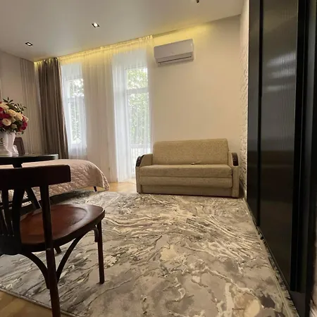 Favorit Apartments 1 Кім Безкоштовна Парковка Центр З Балконом Не Далеко Від Ж Д Вокзалу Звітні Документи * Lviv