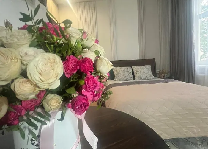 9, LvApart 1 кім Центр з балконом парковка