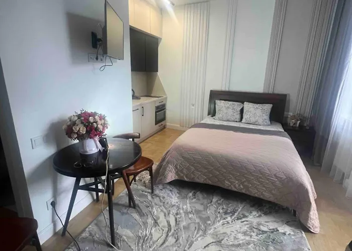 Apartamento 9, Lvapart 1 Кім Центр З Балконом Парковка *