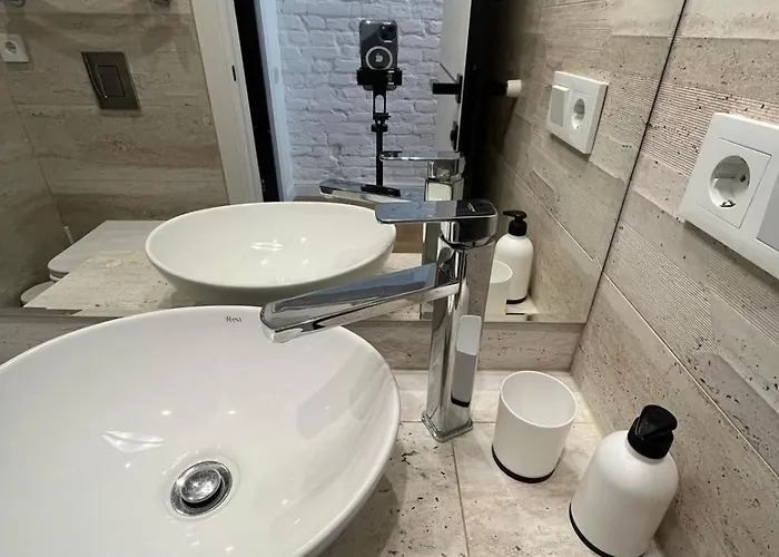 9, Lvapart 1 Кім Центр З Балконом Безкоштовна Парковка *